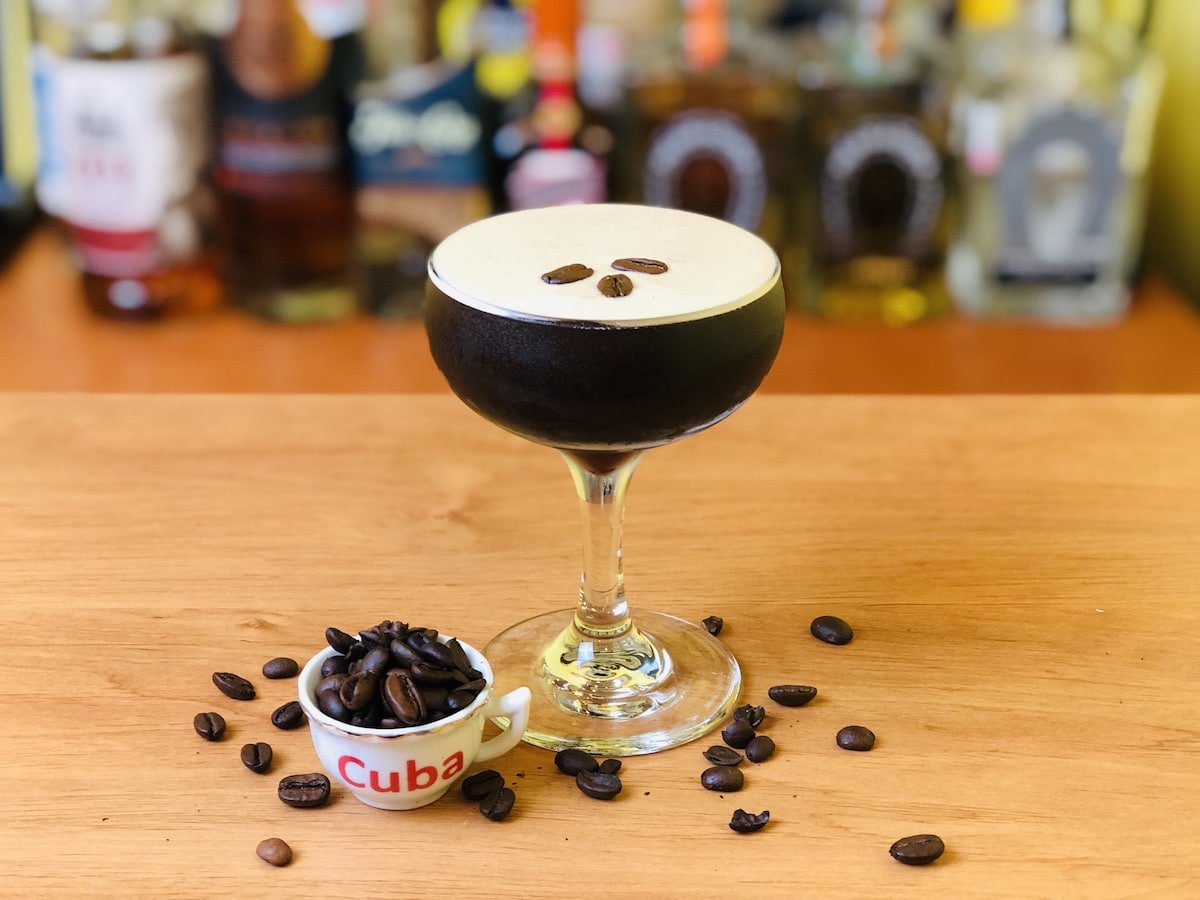 Espresso Martini Combinación de Licor y Café!